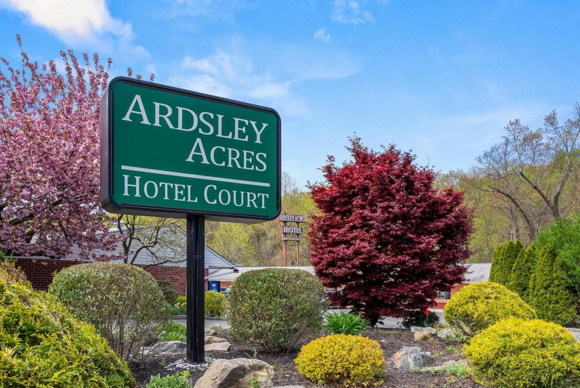 Ardsley Acres Hotel Court Exterior photo